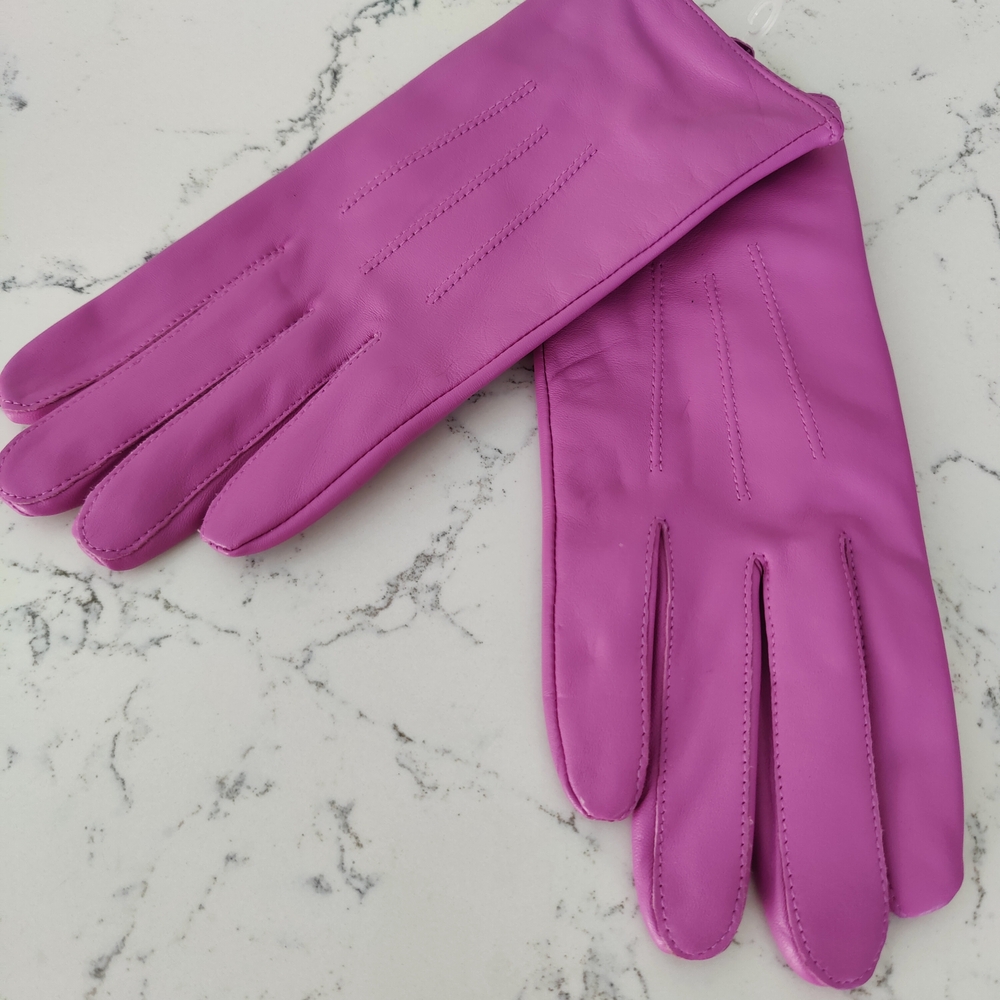 Vibrant Pink Gloves for Accessories